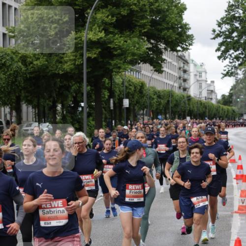 14.06.2026 - REWE Women's Run Jannik Wohlers http://msf.ph/oto/9813283 14.06.2026 10:40:07 Laufen 6025, 57, 798, 57, 6031, 5948 meine-sportfotos.de