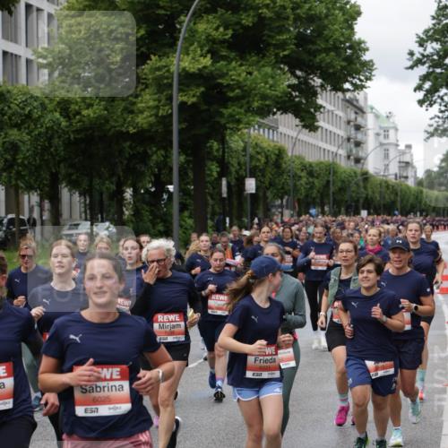 14.06.2026 - REWE Women's Run Jannik Wohlers http://msf.ph/oto/9813290 14.06.2026 10:40:07 Laufen 6025, 57, 6031, 7 meine-sportfotos.de