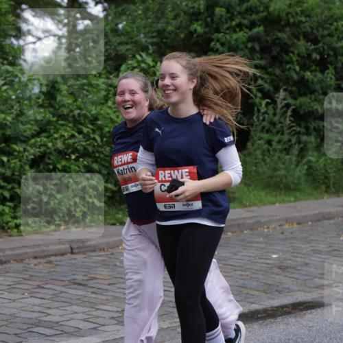 14.06.2026 - REWE Women's Run Jannik Wohlers http://msf.ph/oto/9813305 14.06.2026 11:07:53 Laufen 98, 57 meine-sportfotos.de
