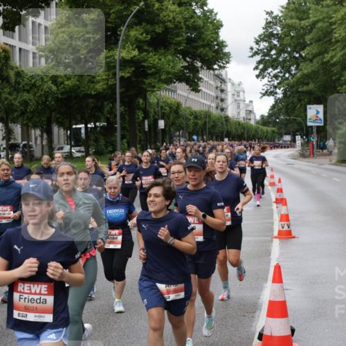 14.06.2026 - REWE Women's Run Jannik Wohlers http://msf.ph/oto/9813312 14.06.2026 10:40:09 Laufen 6031, 5092, 5948 meine-sportfotos.de