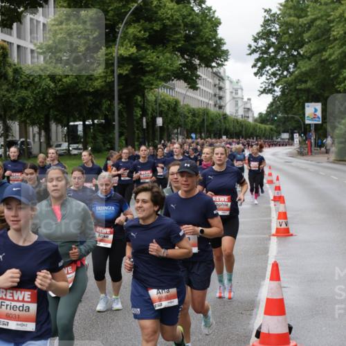14.06.2026 - REWE Women's Run Jannik Wohlers http://msf.ph/oto/9813317 14.06.2026 10:40:09 Laufen 6031, 5948, 57 meine-sportfotos.de