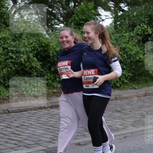 14.06.2026 - REWE Women's Run Jannik Wohlers http://msf.ph/oto/9813330 14.06.2026 11:07:54 Laufen 98, 5496, 517 meine-sportfotos.de