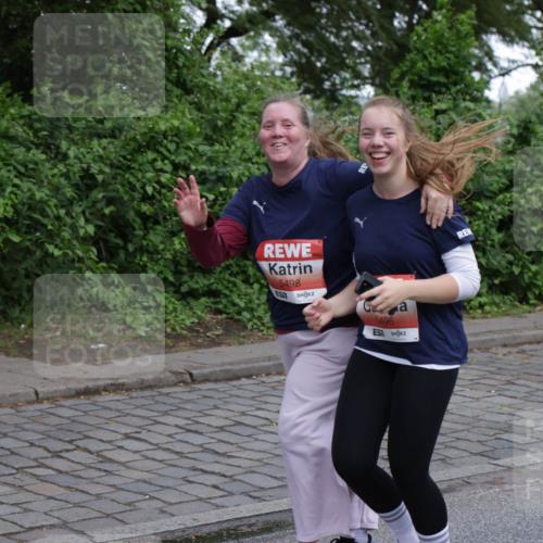 14.06.2026 - REWE Women's Run Jannik Wohlers http://msf.ph/oto/9813340 14.06.2026 11:07:54 Laufen 5498, 5496 meine-sportfotos.de