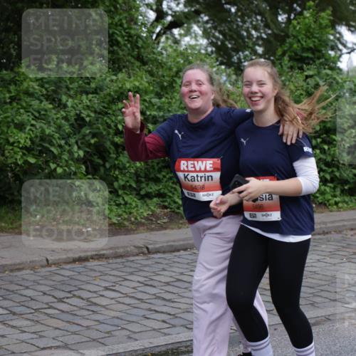 14.06.2026 - REWE Women's Run Jannik Wohlers http://msf.ph/oto/9813342 14.06.2026 11:07:54 Laufen 5498, 5496 meine-sportfotos.de