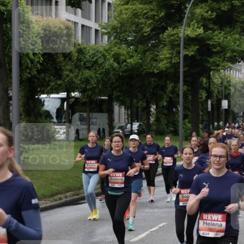 14.06.2026 - REWE Women's Run Jannik Wohlers http://msf.ph/oto/9813343 14.06.2026 10:40:14 Laufen 5440, 5907, 57 meine-sportfotos.de