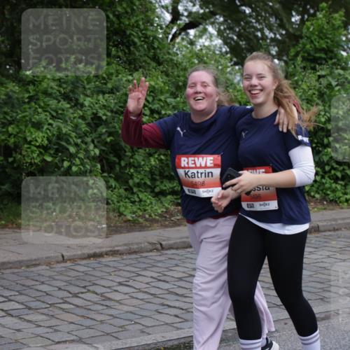 14.06.2026 - REWE Women's Run Jannik Wohlers http://msf.ph/oto/9813344 14.06.2026 11:07:54 Laufen 5498, 512, 5496 meine-sportfotos.de