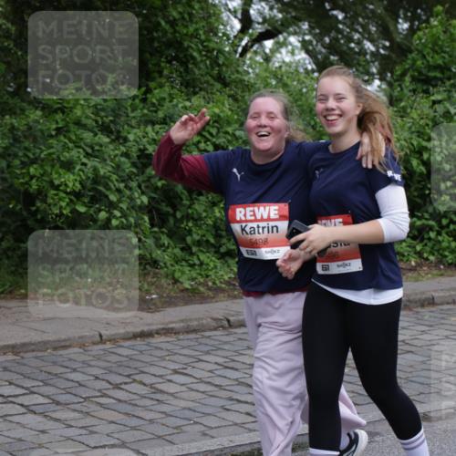 14.06.2026 - REWE Women's Run Jannik Wohlers http://msf.ph/oto/9813346 14.06.2026 11:07:54 Laufen 5498, 57, 496 meine-sportfotos.de