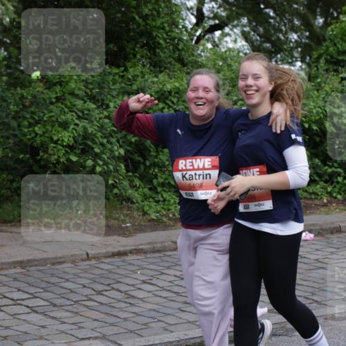 14.06.2026 - REWE Women's Run Jannik Wohlers http://msf.ph/oto/9813347 14.06.2026 11:07:54 Laufen 5498, 7, 496 meine-sportfotos.de