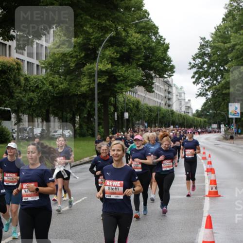 14.06.2026 - REWE Women's Run Jannik Wohlers http://msf.ph/oto/9813352 14.06.2026 10:40:16 Laufen 5274, 5892, 7 meine-sportfotos.de