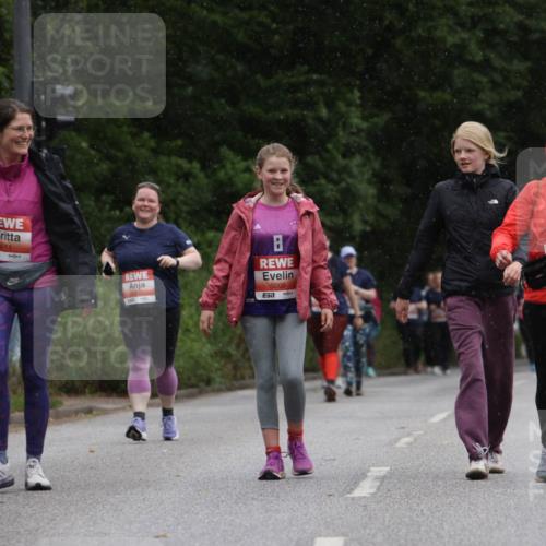 14.06.2026 - REWE Women's Run Jannik Wohlers http://msf.ph/oto/9813384 14.06.2026 11:08:14 Laufen 5633, 5011, 5008, 6010 meine-sportfotos.de