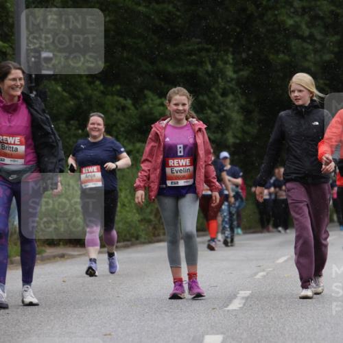 14.06.2026 - REWE Women's Run Jannik Wohlers http://msf.ph/oto/9813385 14.06.2026 11:08:14 Laufen 5636, 5011, 7, 5008, 57, 010 meine-sportfotos.de