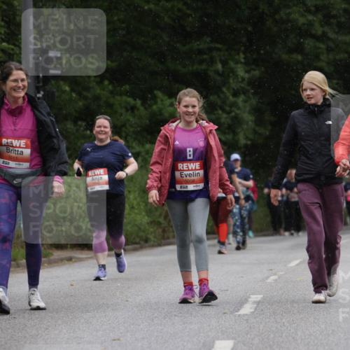14.06.2026 - REWE Women's Run Jannik Wohlers http://msf.ph/oto/9813386 14.06.2026 11:08:15 Laufen 5011, 7, 5008, 010 meine-sportfotos.de