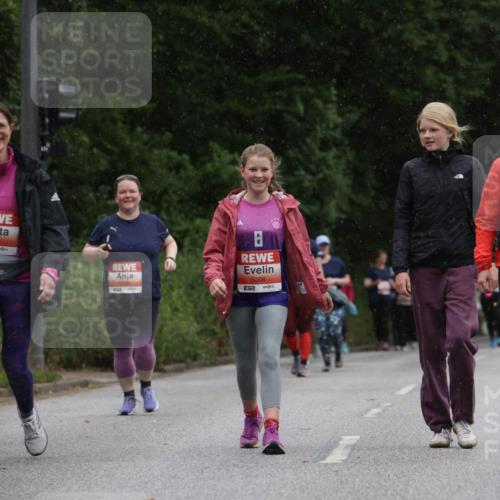 14.06.2026 - REWE Women's Run Jannik Wohlers http://msf.ph/oto/9813389 14.06.2026 11:08:15 Laufen 5011, 5636, 57, 5008, 657, 010 meine-sportfotos.de