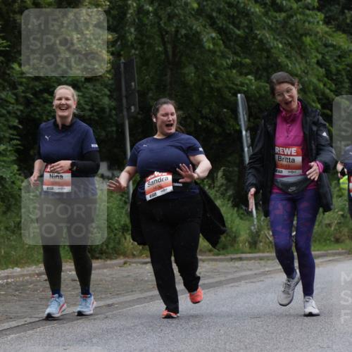 14.06.2026 - REWE Women's Run Jannik Wohlers http://msf.ph/oto/9813401 14.06.2026 11:08:17 Laufen 5269, 5636, 5011 meine-sportfotos.de