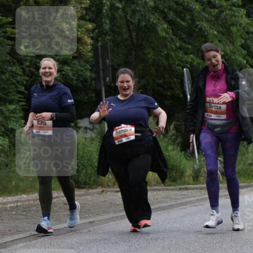 14.06.2026 - REWE Women's Run Jannik Wohlers http://msf.ph/oto/9813403 14.06.2026 11:08:17 Laufen 5269, 5636, 5011 meine-sportfotos.de