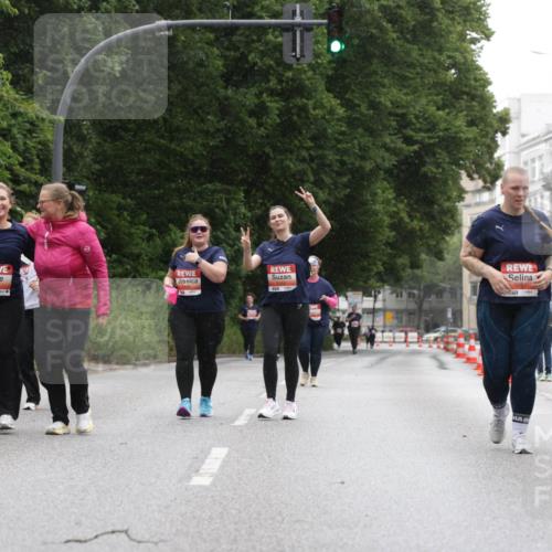 14.06.2026 - REWE Women's Run Jannik Wohlers http://msf.ph/oto/9813464 14.06.2026 11:08:39 Laufen 5220 meine-sportfotos.de