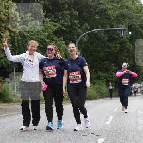 14.06.2026 - REWE Women's Run Jannik Wohlers http://msf.ph/oto/9813483 14.06.2026 11:08:43 Laufen 5495, 5163 meine-sportfotos.de