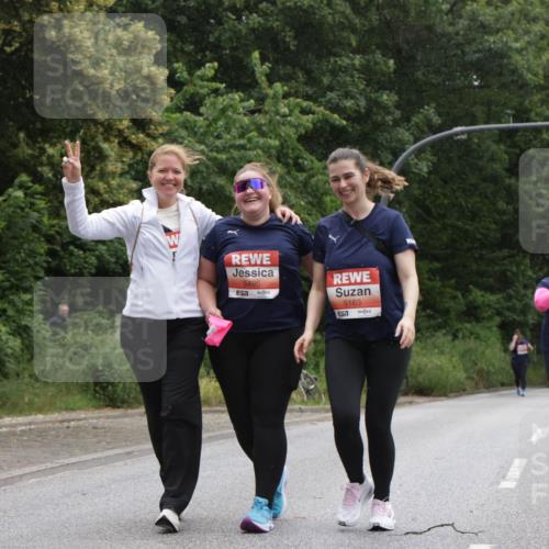 14.06.2026 - REWE Women's Run Jannik Wohlers http://msf.ph/oto/9813492 14.06.2026 11:08:44 Laufen 5495, 5163, 577 meine-sportfotos.de
