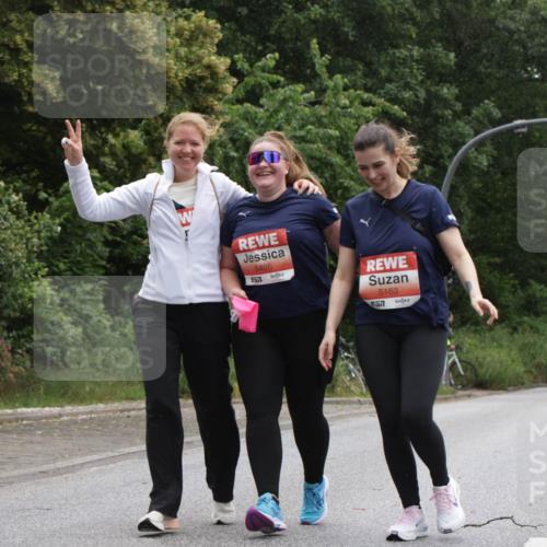 14.06.2026 - REWE Women's Run Jannik Wohlers http://msf.ph/oto/9813499 14.06.2026 11:08:44 Laufen 5495, 5163, 7 meine-sportfotos.de
