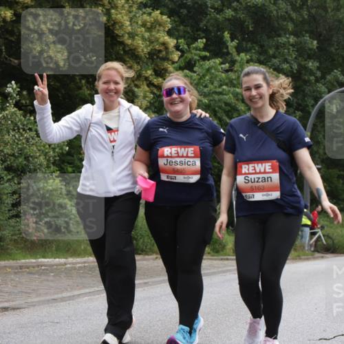 14.06.2026 - REWE Women's Run Jannik Wohlers http://msf.ph/oto/9813506 14.06.2026 11:08:44 Laufen 5495, 5163, 7 meine-sportfotos.de