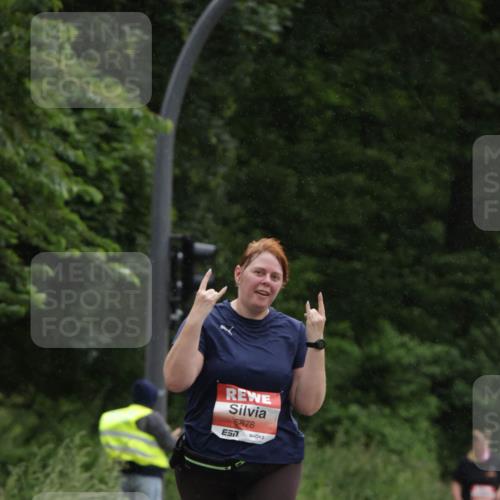 14.06.2026 - REWE Women's Run Jannik Wohlers http://msf.ph/oto/9813609 14.06.2026 11:09:11 Laufen 6878 meine-sportfotos.de