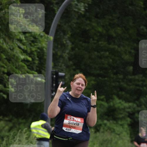 14.06.2026 - REWE Women's Run Jannik Wohlers http://msf.ph/oto/9813611 14.06.2026 11:09:11 Laufen 6878, 7 meine-sportfotos.de