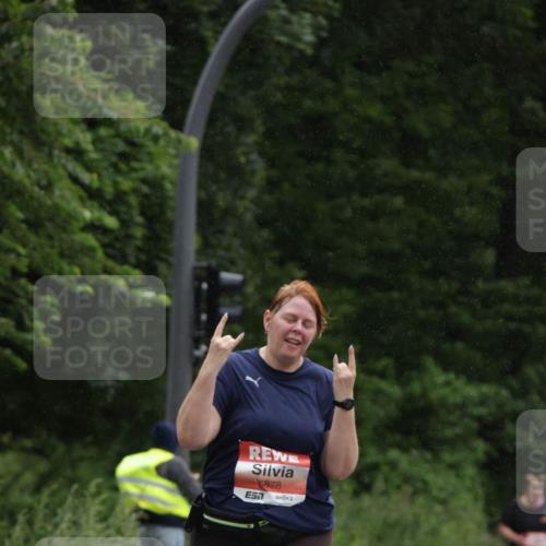 14.06.2026 - REWE Women's Run Jannik Wohlers http://msf.ph/oto/9813612 14.06.2026 11:09:11 Laufen 6878, 7 meine-sportfotos.de