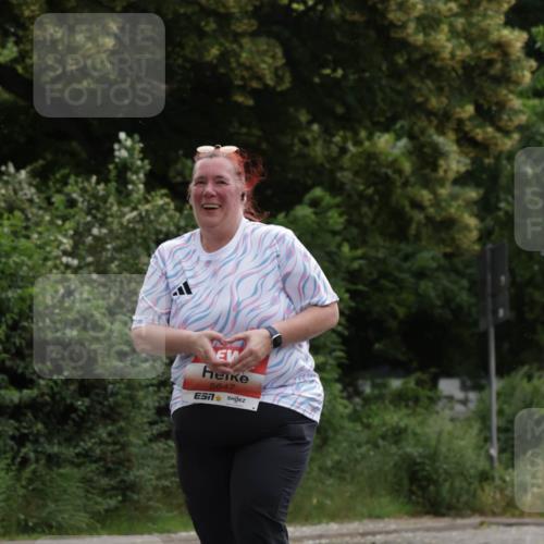14.06.2026 - REWE Women's Run Jannik Wohlers http://msf.ph/oto/9813712 14.06.2026 11:09:59 Laufen 5647 meine-sportfotos.de