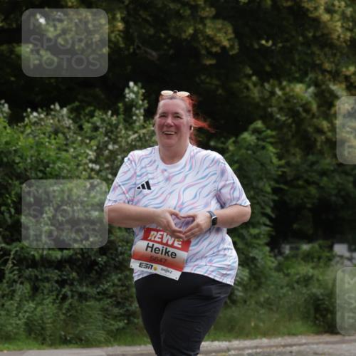 14.06.2026 - REWE Women's Run Jannik Wohlers http://msf.ph/oto/9813716 14.06.2026 11:09:59 Laufen 5647 meine-sportfotos.de