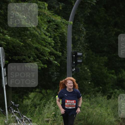 14.06.2026 - REWE Women's Run Jannik Wohlers http://msf.ph/oto/9813729 14.06.2026 11:10:26 Laufen 5654 meine-sportfotos.de