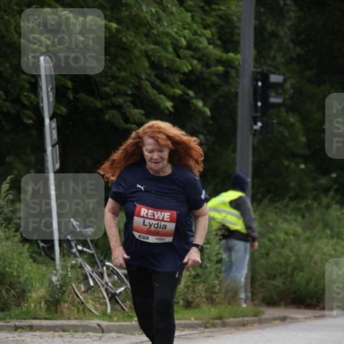 14.06.2026 - REWE Women's Run Jannik Wohlers http://msf.ph/oto/9813747 14.06.2026 11:10:29 Laufen 5654 meine-sportfotos.de