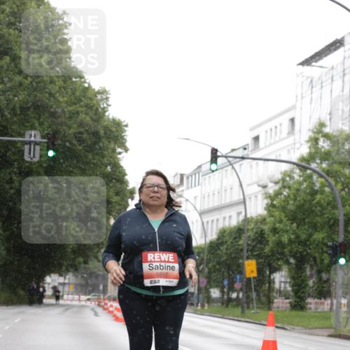 14.06.2026 - REWE Women's Run Jannik Wohlers http://msf.ph/oto/9813841 14.06.2026 11:11:01 Laufen 5997, 657 meine-sportfotos.de