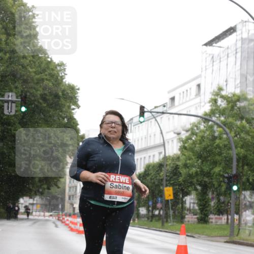 14.06.2026 - REWE Women's Run Jannik Wohlers http://msf.ph/oto/9813845 14.06.2026 11:11:01 Laufen 5997 meine-sportfotos.de