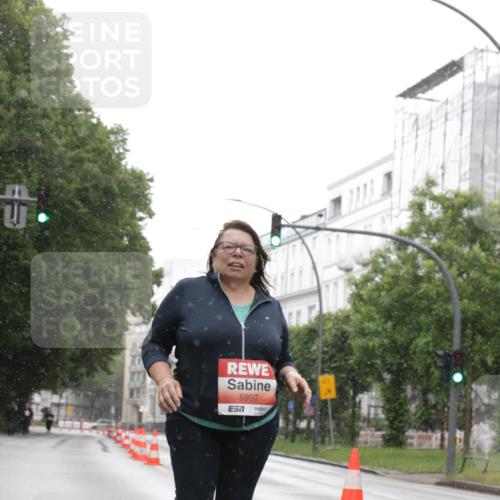14.06.2026 - REWE Women's Run Jannik Wohlers http://msf.ph/oto/9813848 14.06.2026 11:11:01 Laufen 5997, 57 meine-sportfotos.de
