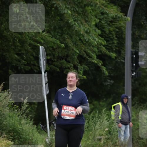 14.06.2026 - REWE Women's Run Jannik Wohlers http://msf.ph/oto/9813909 14.06.2026 11:11:56 Laufen 5622, 57, 00 meine-sportfotos.de