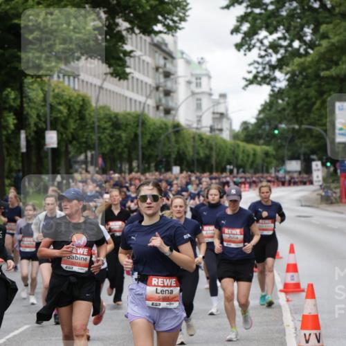 14.06.2026 - REWE Women's Run Jannik Wohlers http://msf.ph/oto/9814023 14.06.2026 10:39:20 Laufen 7, 5212, 5403, 57 meine-sportfotos.de