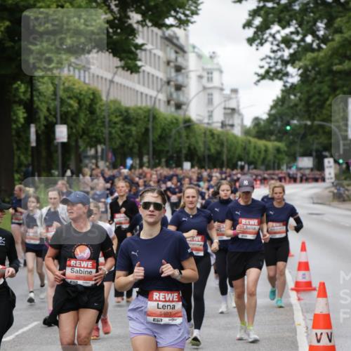 14.06.2026 - REWE Women's Run Jannik Wohlers http://msf.ph/oto/9814026 14.06.2026 10:39:20 Laufen 5212, 57, 5403, 7 meine-sportfotos.de
