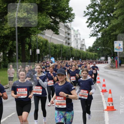 14.06.2026 - REWE Women's Run Jannik Wohlers http://msf.ph/oto/9814100 14.06.2026 10:39:38 Laufen 5039, 5410, 5560, 5409 meine-sportfotos.de