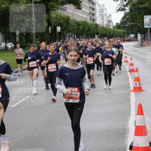 14.06.2026 - REWE Women's Run Jannik Wohlers http://msf.ph/oto/9814106 14.06.2026 10:39:40 Laufen 560, 5409 meine-sportfotos.de