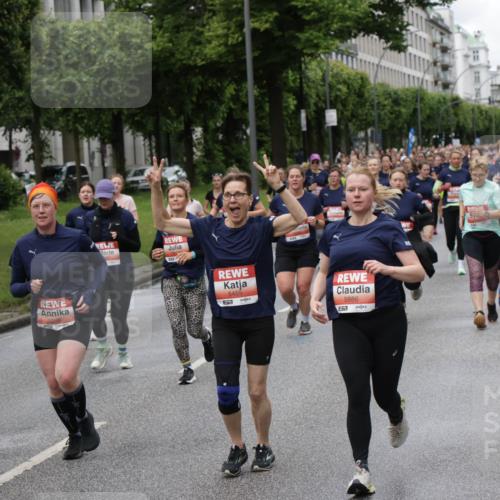 14.06.2026 - REWE Women's Run Jannik Wohlers http://msf.ph/oto/9814120 14.06.2026 10:39:44 Laufen 5966, 5455, 57, 7, 5886, 12 meine-sportfotos.de