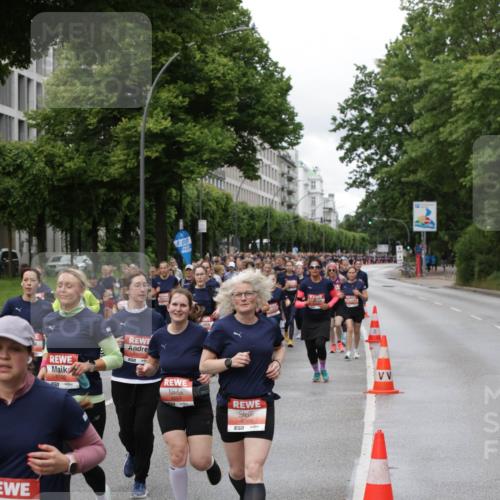 14.06.2026 - REWE Women's Run Jannik Wohlers http://msf.ph/oto/9814147 14.06.2026 10:39:50 Laufen 716, 5532, 6, 00, 6054, 6056 meine-sportfotos.de
