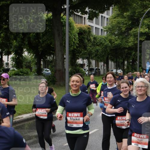 14.06.2026 - REWE Women's Run Jannik Wohlers http://msf.ph/oto/9814158 14.06.2026 10:39:51 Laufen 5454, 5532, 7, 605, 51, 6056 meine-sportfotos.de