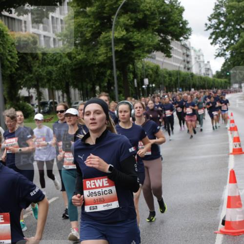 14.06.2026 - REWE Women's Run Jannik Wohlers http://msf.ph/oto/9814191 14.06.2026 10:40:00 Laufen 5792, 5183, 0 meine-sportfotos.de
