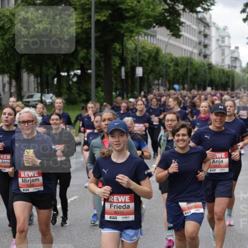14.06.2026 - REWE Women's Run Jannik Wohlers http://msf.ph/oto/9814219 14.06.2026 10:40:08 Laufen 5914, 5798, 7, 6031, 5948, 7, 6030, 7 meine-sportfotos.de