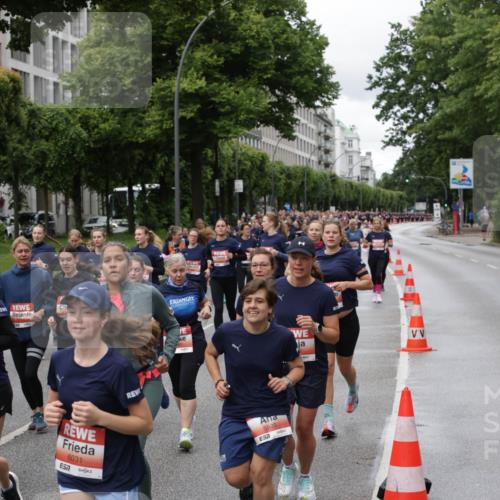 14.06.2026 - REWE Women's Run Jannik Wohlers http://msf.ph/oto/9814222 14.06.2026 10:40:09 Laufen 6031, 5948 meine-sportfotos.de