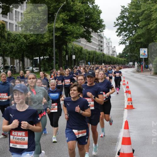 14.06.2026 - REWE Women's Run Jannik Wohlers http://msf.ph/oto/9814224 14.06.2026 10:40:09 Laufen 6031, 5948, 57 meine-sportfotos.de