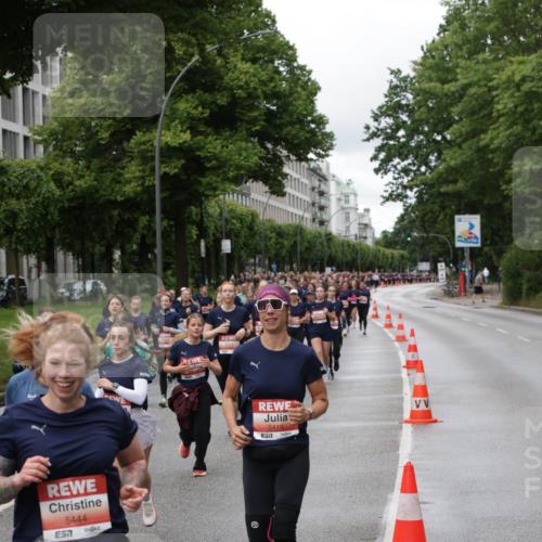 14.06.2026 - REWE Women's Run Jannik Wohlers http://msf.ph/oto/9814256 14.06.2026 10:40:20 Laufen 5444, 5418, 7 meine-sportfotos.de
