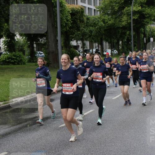 14.06.2026 - REWE Women's Run Jannik Wohlers http://msf.ph/oto/9814268 14.06.2026 10:40:25 Laufen 6066, 57 meine-sportfotos.de