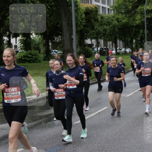 14.06.2026 - REWE Women's Run Jannik Wohlers http://msf.ph/oto/9814274 14.06.2026 10:40:26 Laufen 5656, 5053, 6056, 651 meine-sportfotos.de
