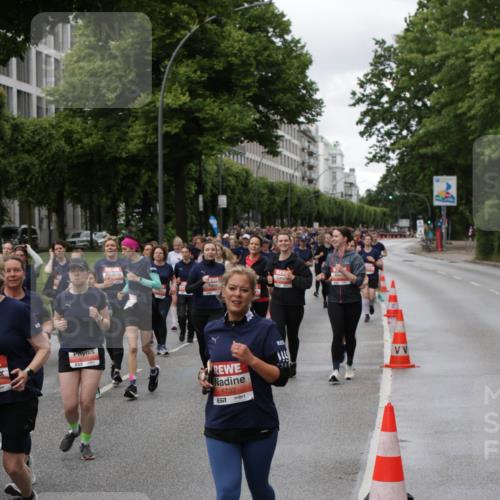 14.06.2026 - REWE Women's Run Jannik Wohlers http://msf.ph/oto/9814504 14.06.2026 10:41:07 Laufen 5732, 657 meine-sportfotos.de